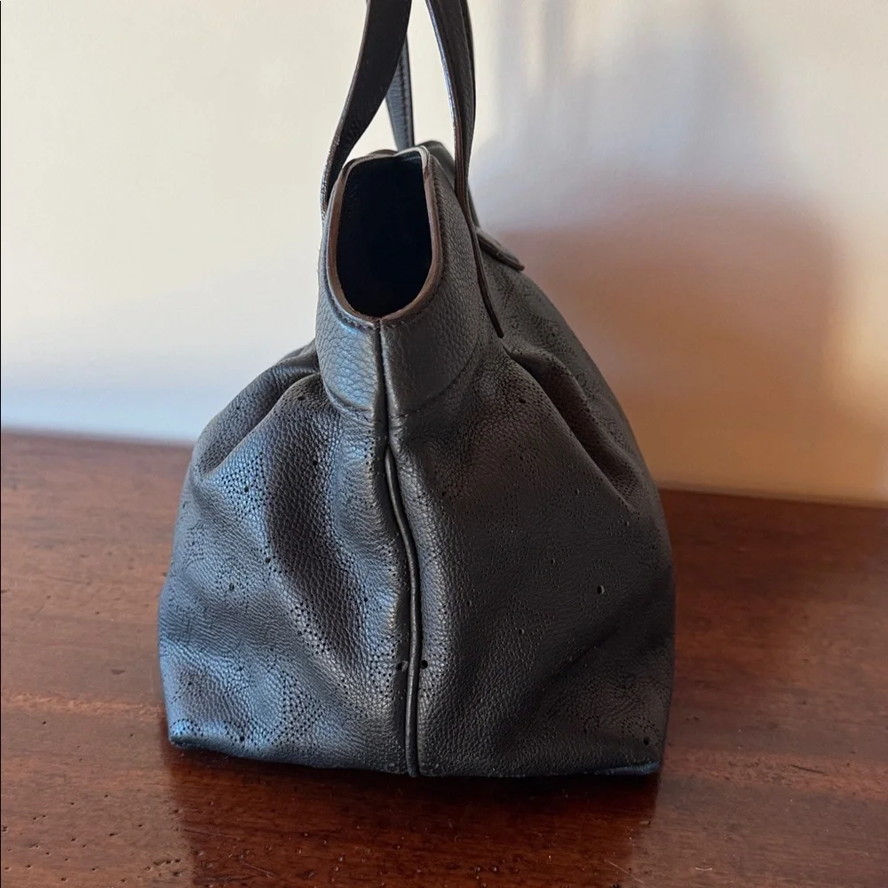 Louis Vuitton‎ Mahina leather handbag